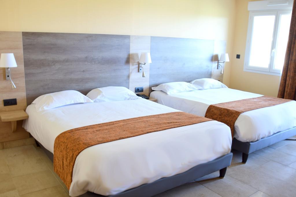 Logis Des Sources Hotel Creney-pres-Troyes Exterior photo